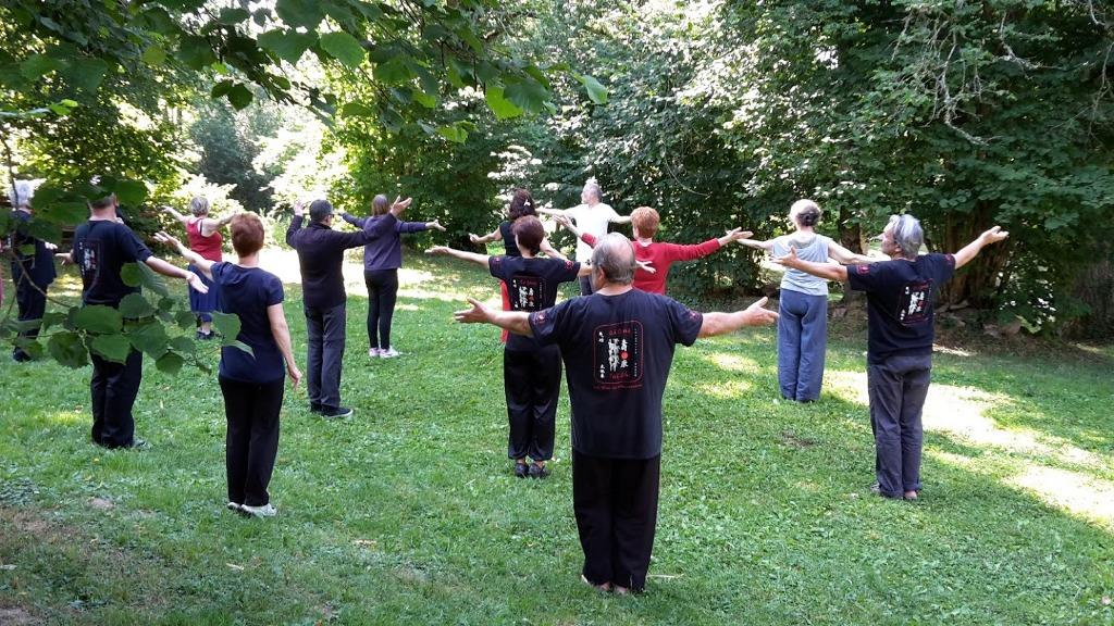 Qi Gong au Parc en Août
